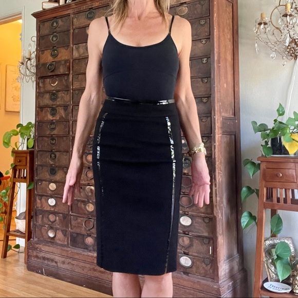 Karen Millen pencil skirt w contrast - Size 4 - Picture 6 of 7